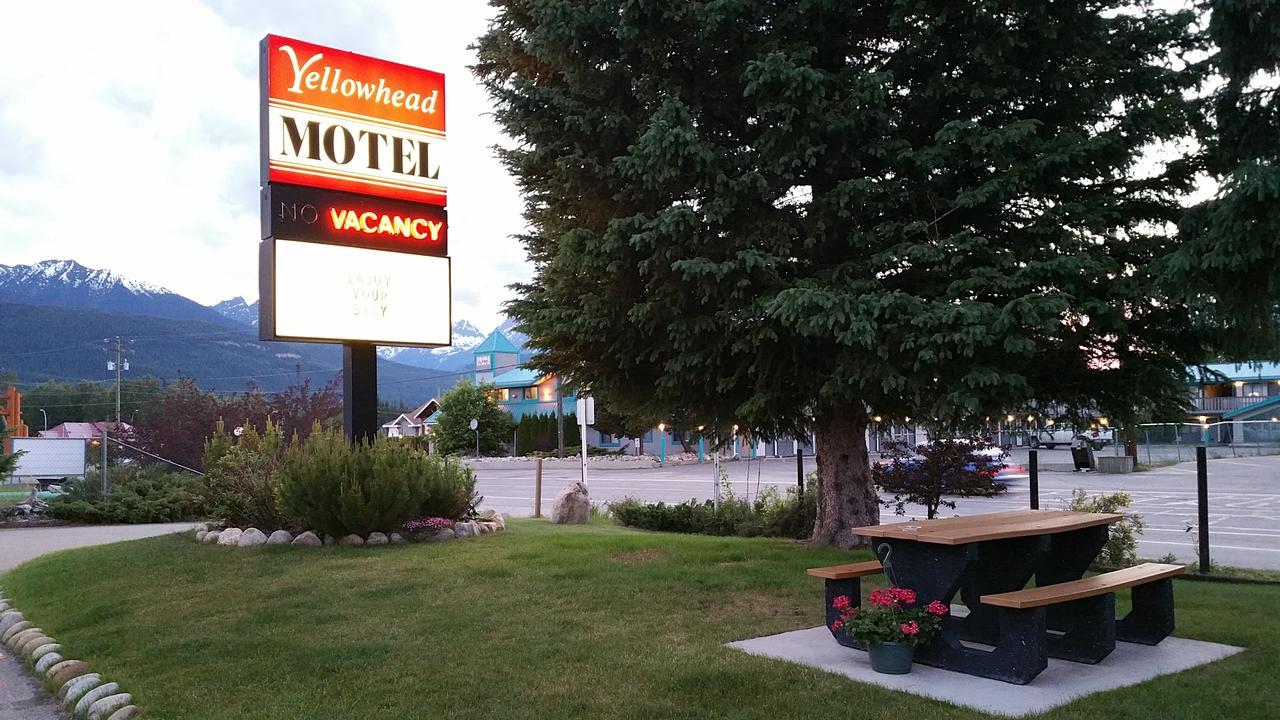 Yellowhead Motel Valemount Dış mekan fotoğraf